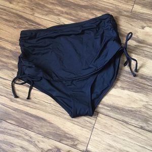 👙 High Waisted Full Coverage Bikini Bottom - NWOT 👙